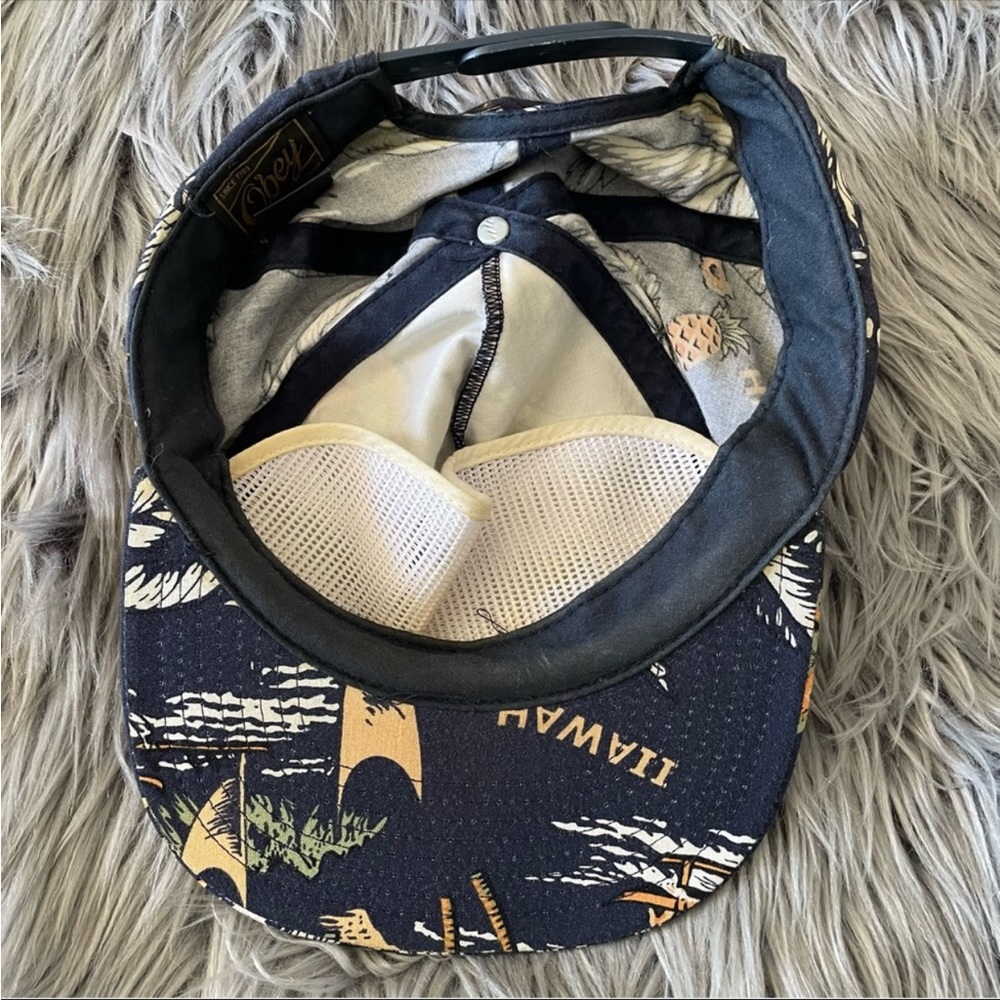 ⭐️ RARE ⭐️ OBEY hawaii beach 5 panel snap hat - Picture 4 of 4